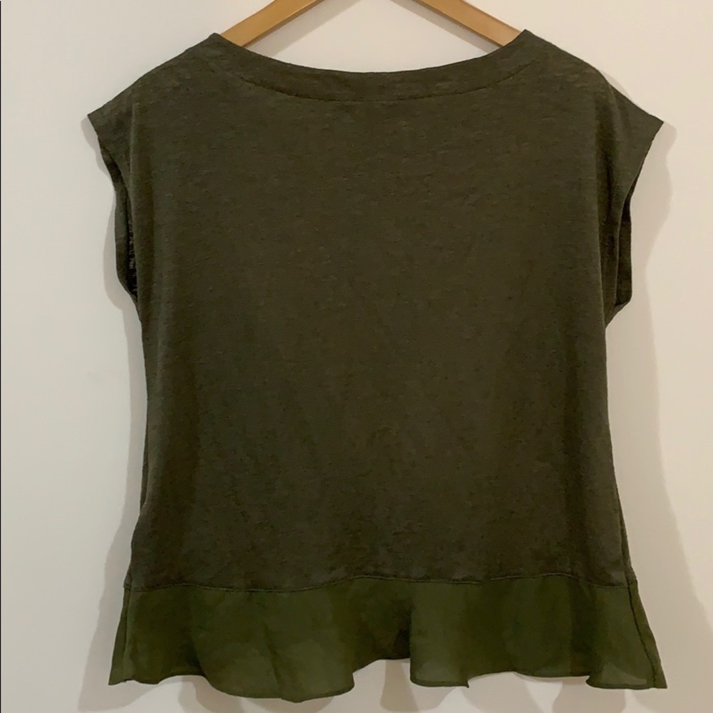 Banana Republic Ruffle Top - Picture 2 of 5